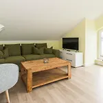 Luxus-see-domizil Mit Sauna, Kamin Und Boot-130 Qm Fuer 6 Personen Feriehus