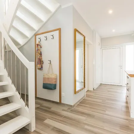 Luxus-see-domizil Mit Sauna, Kamin Und Boot-130 Qm Fuer 6 Personen *