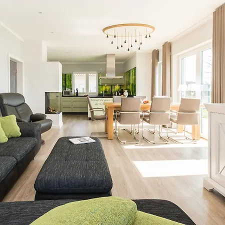 Luxus-see-domizil Mit Sauna, Kamin Und Boot-130 Qm Fuer 6 Personen * Krakow am See