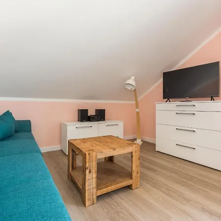 Luxus-see-domizil Mit Sauna, Kamin Und Boot-130 Qm Fuer 6 Personen *