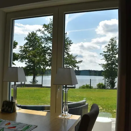 Luxus-see-domizil Mit Sauna, Kamin Und Boot-130 Qm Fuer 6 Personen Krakow am See